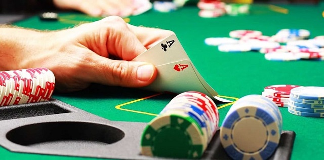 Luôn quan sát khi chơi là kinh nghiệm chơi Poker hiệu quả